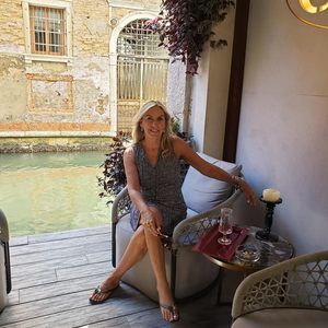 Meet your Posher, Joanne